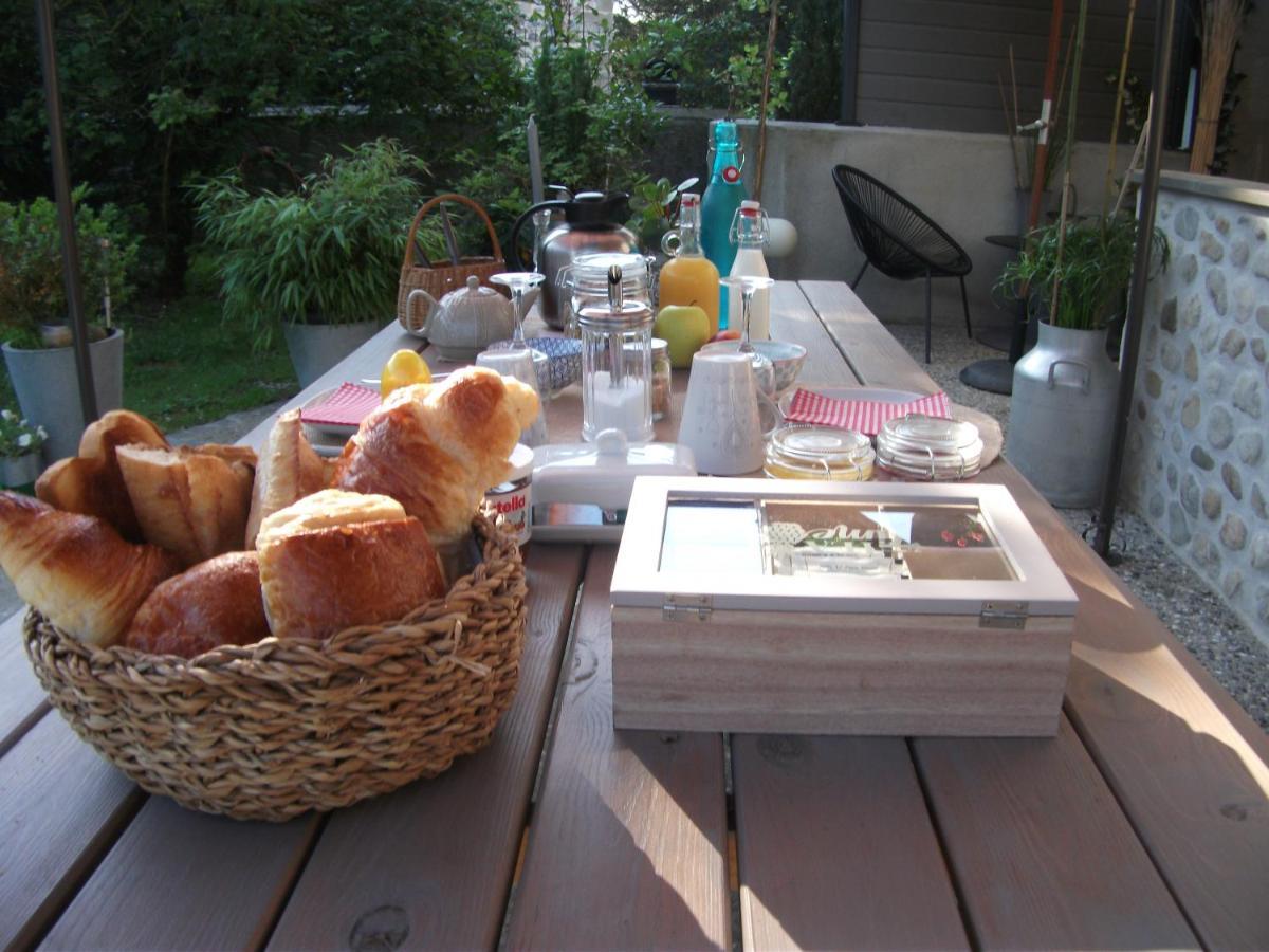 Bed and Breakfast Escapade Champetre Hauteville-sur-Fier Екстер'єр фото
