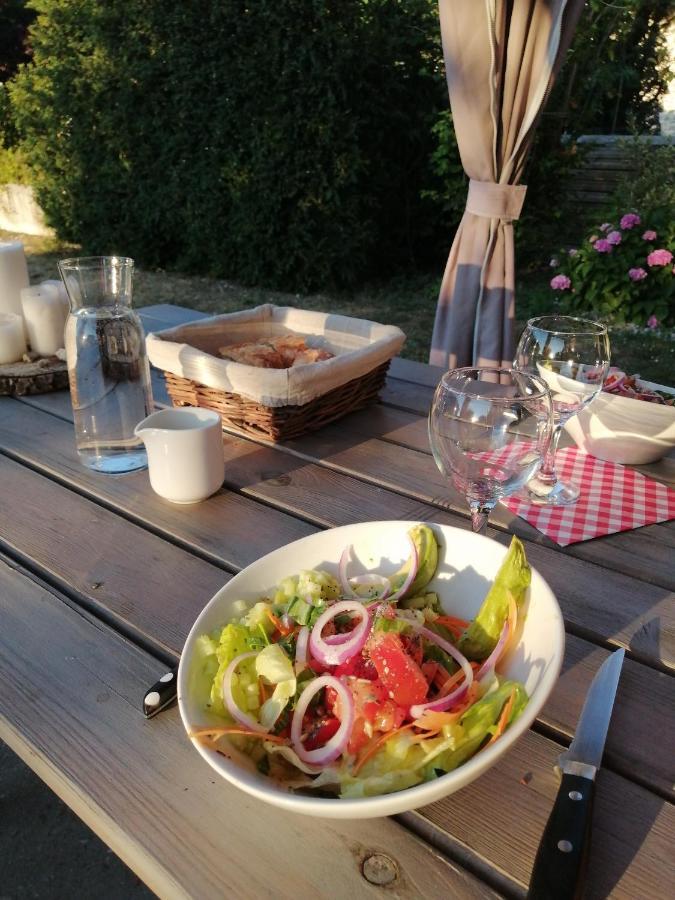 Bed and Breakfast Escapade Champetre Hauteville-sur-Fier Екстер'єр фото